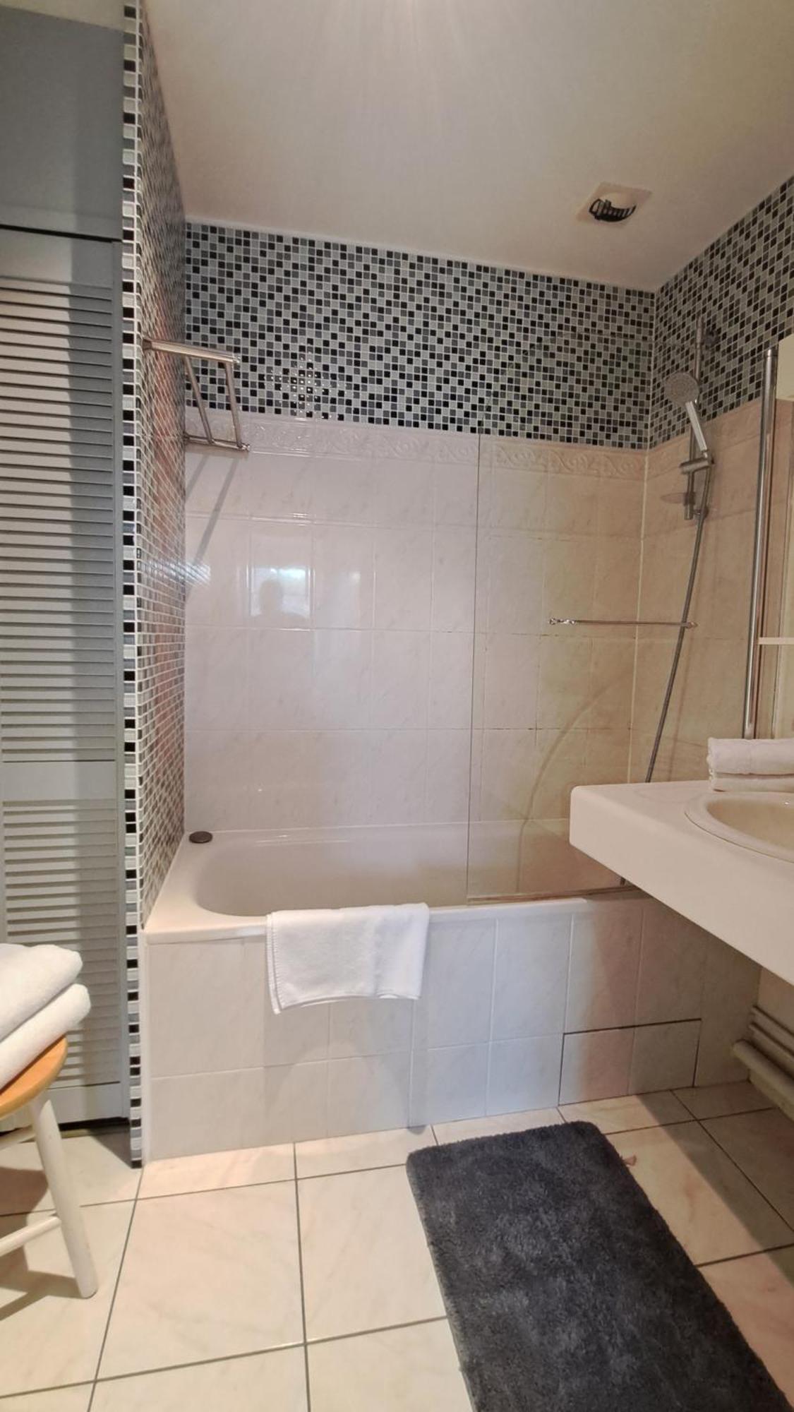 Duplex Quartier Cathedrale Parking Prive Διαμέρισμα Τουρ Εξωτερικό φωτογραφία